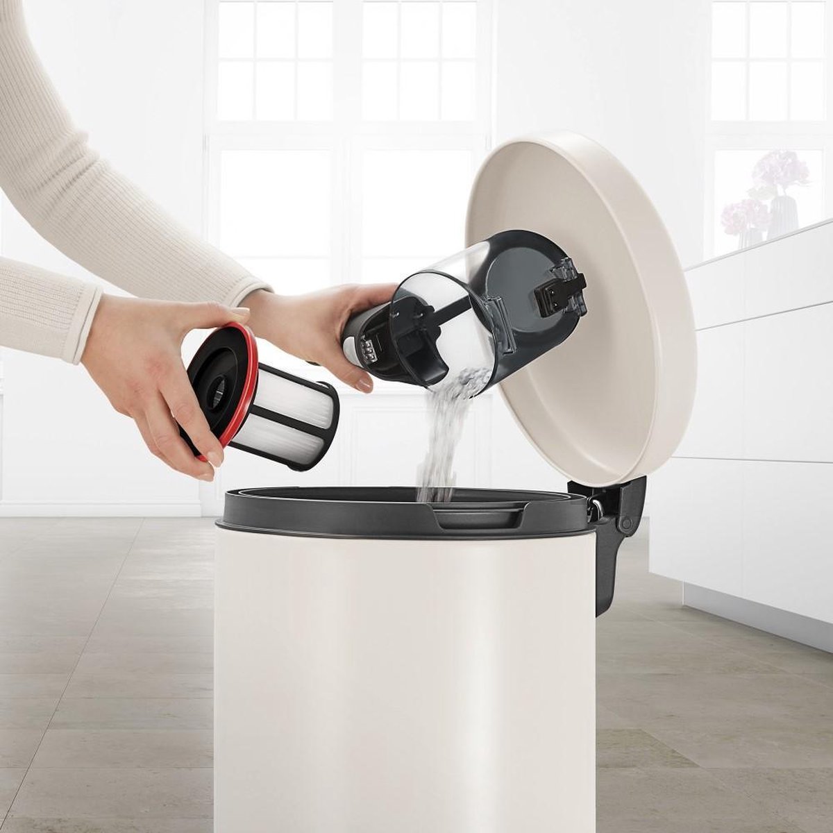 BALAI ASPIRATEUR BOSCH SERIE BBS611BSC﻿ Sache maison et déco